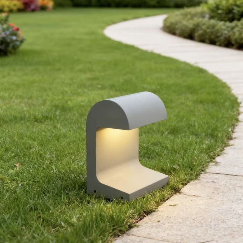 concrete-garden-lamps-parks-and-public-landscapes